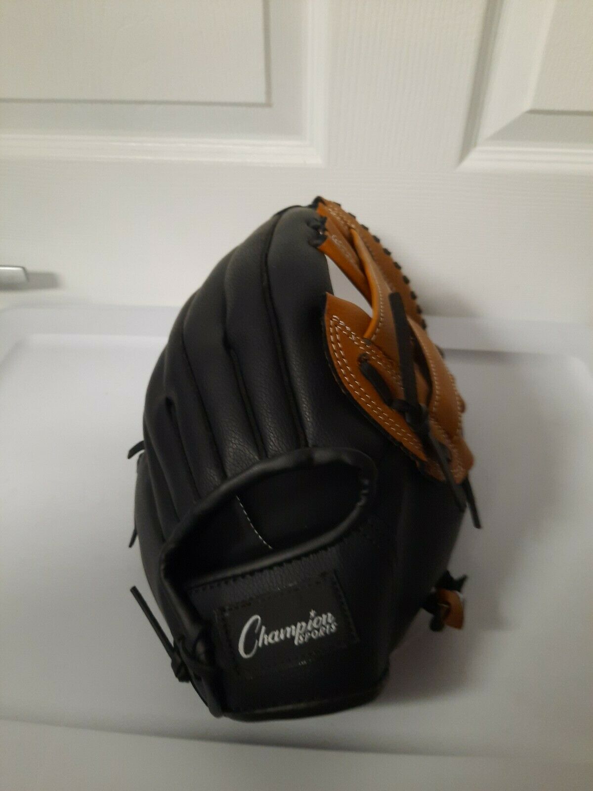 Champion Sports New Baseball Mitt 12.5 In Black CBG900 New