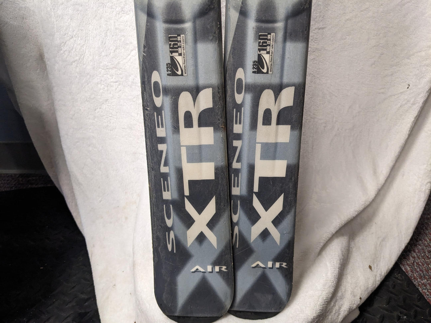 Fischer Air XTR Skis *NO Bindings* Size 160 Cm Color Gray Condition Used