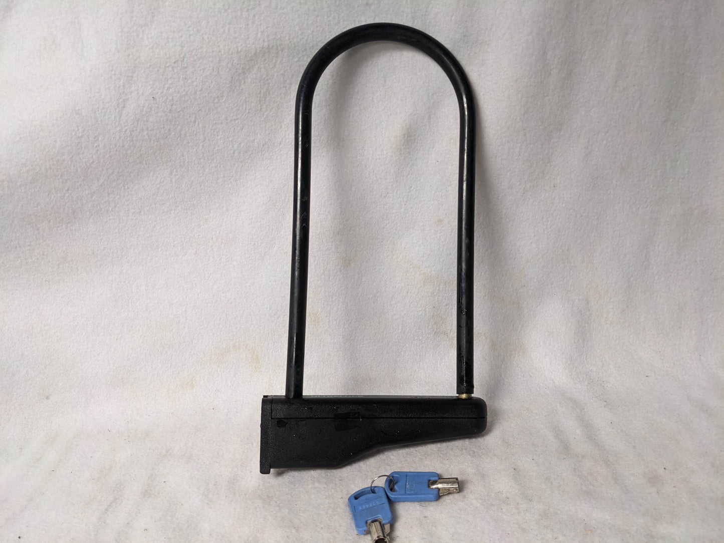 Ultralock U-Lock Bike Lock Size 10.5 In x 4.5 In Color Black Condition Used