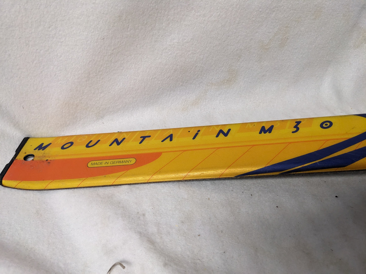 Volkl Mountain M30 XC - Telemark - Cross Country Skis with 75 Mm Bindings Size 189 Cm Color Yellow Condition Used