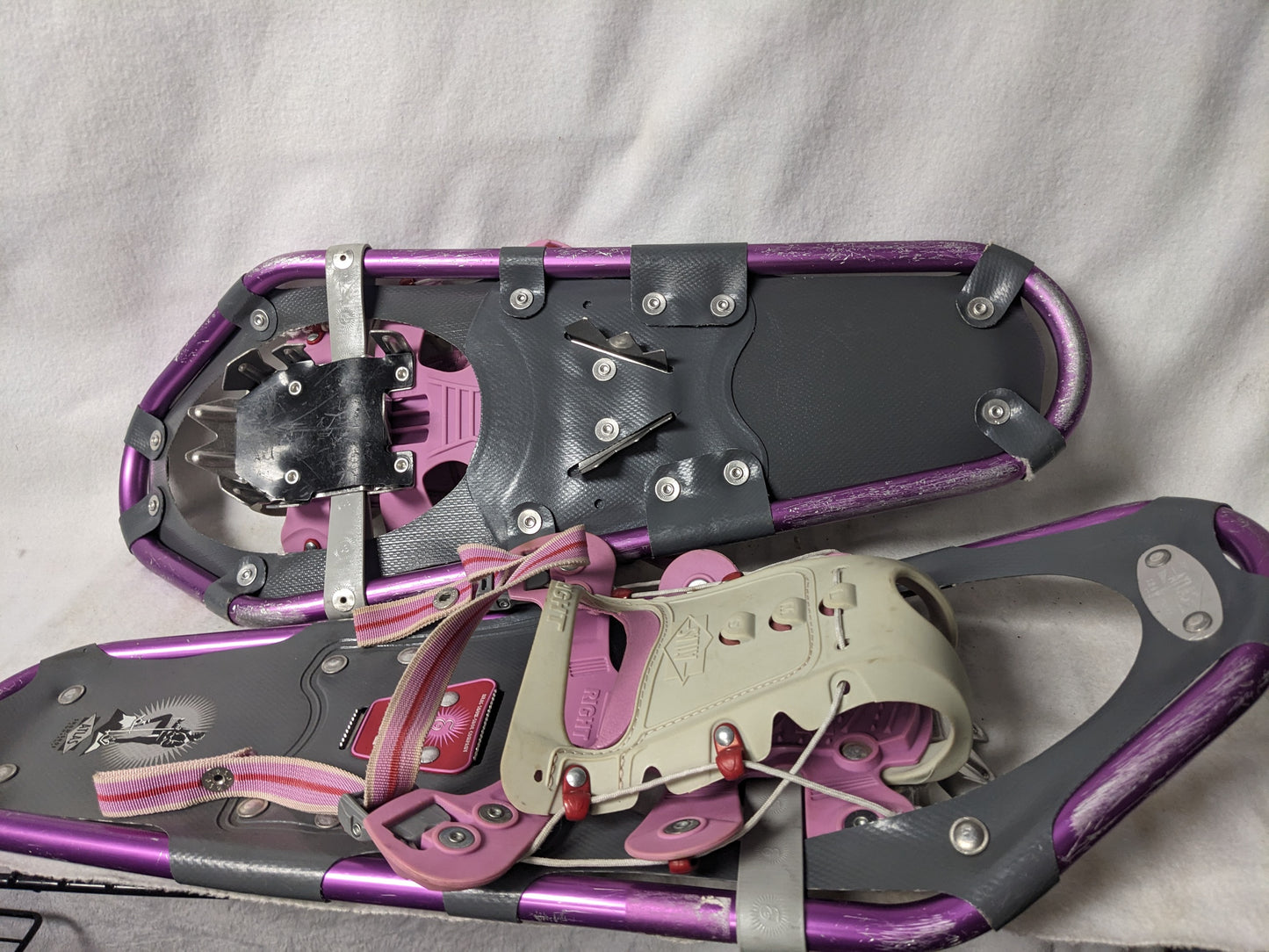 Atlas 822 Snowshoes Size 21 In Color Pink Condition Used