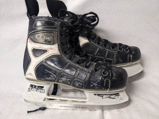 CCM 92 Hockey Ice Skates Size 4 Color Black Condition Used