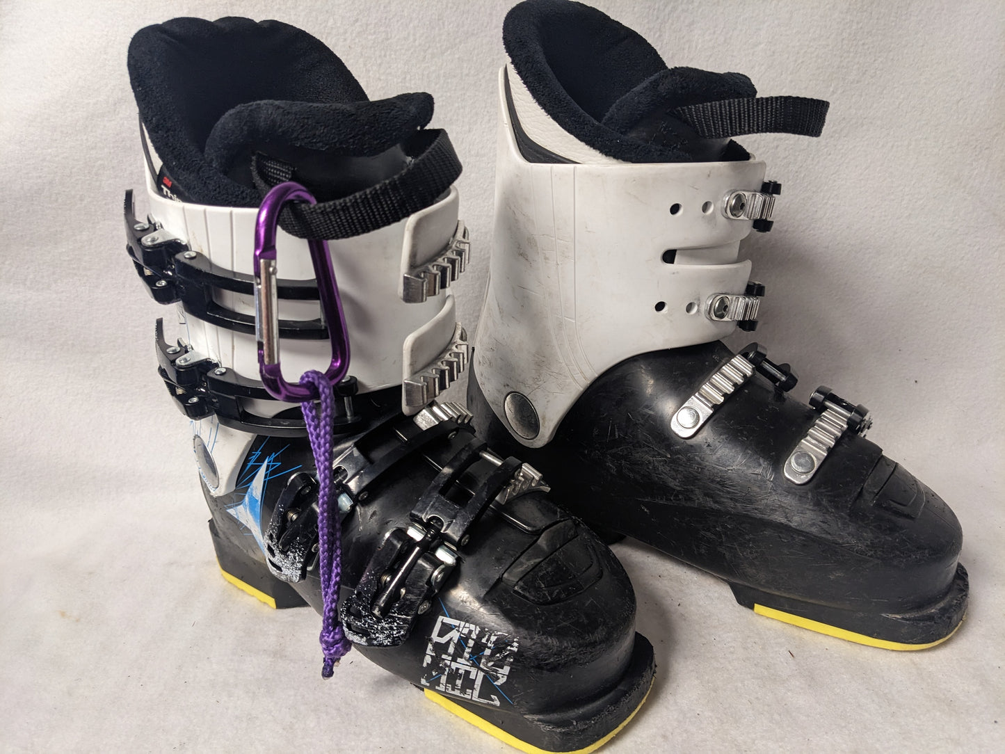 Atomic Waymaker Jr 4  Ski Boots Size 23.5 Color Black Condition Used