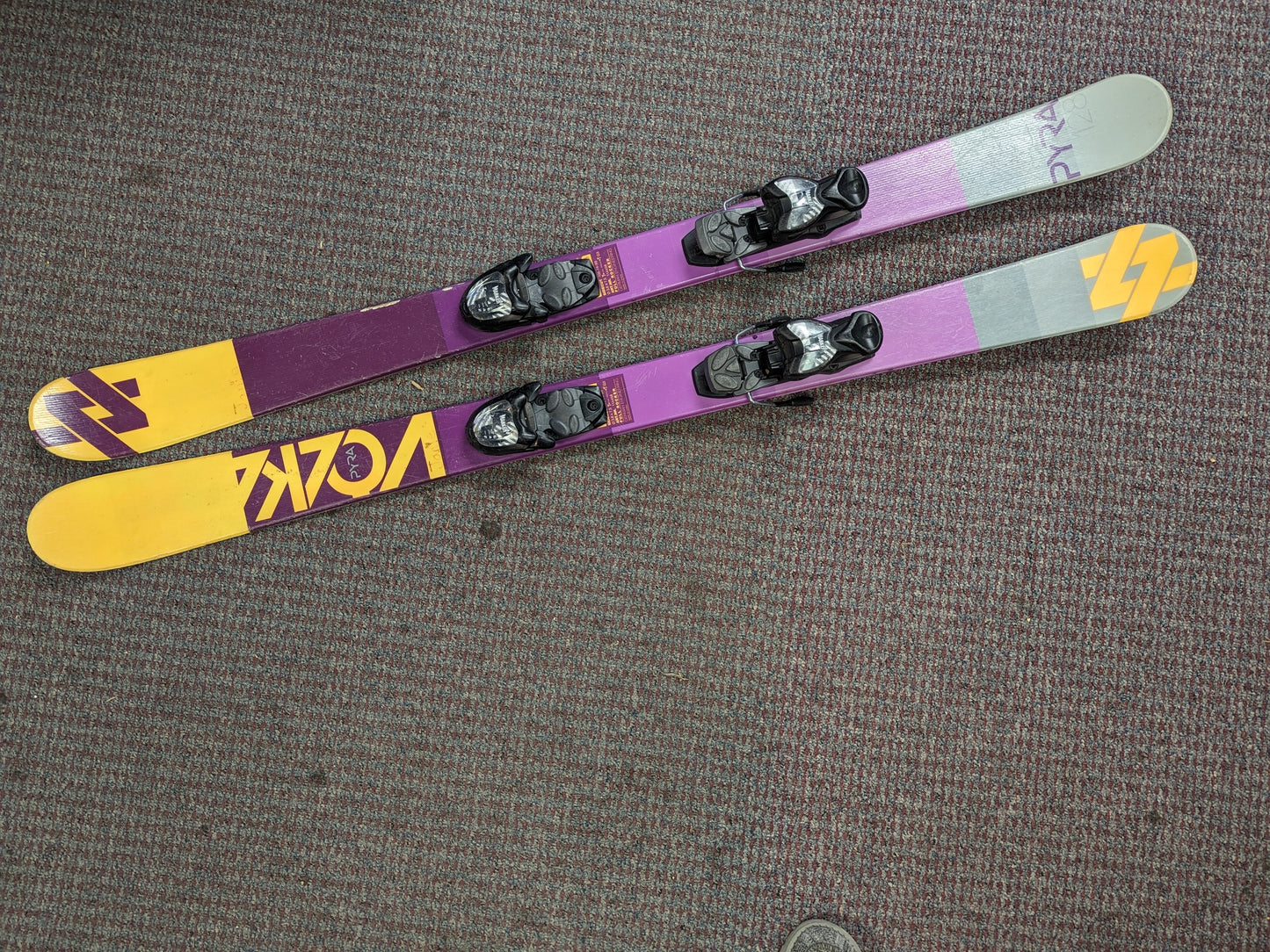 Volkl Pyra Twin Tip Skis Marker Bindings Size 128 Cm Color Purple Condition Used