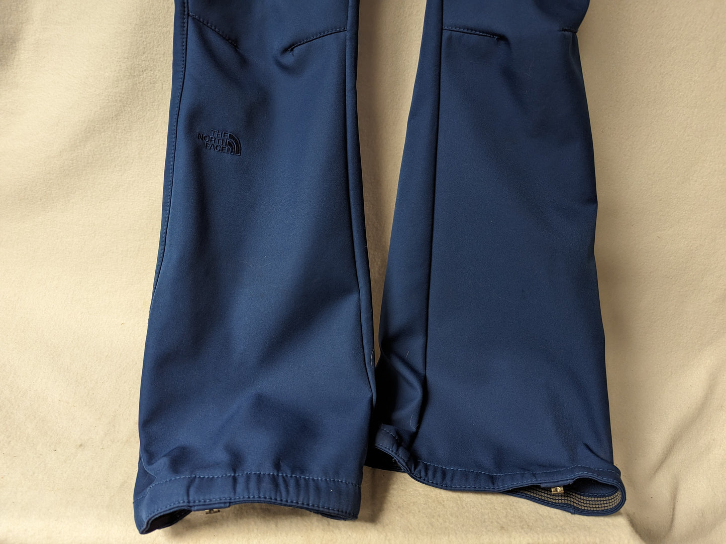 The North Face Ski/Snowboard Pants Size Women Small Color Blue Condition Used