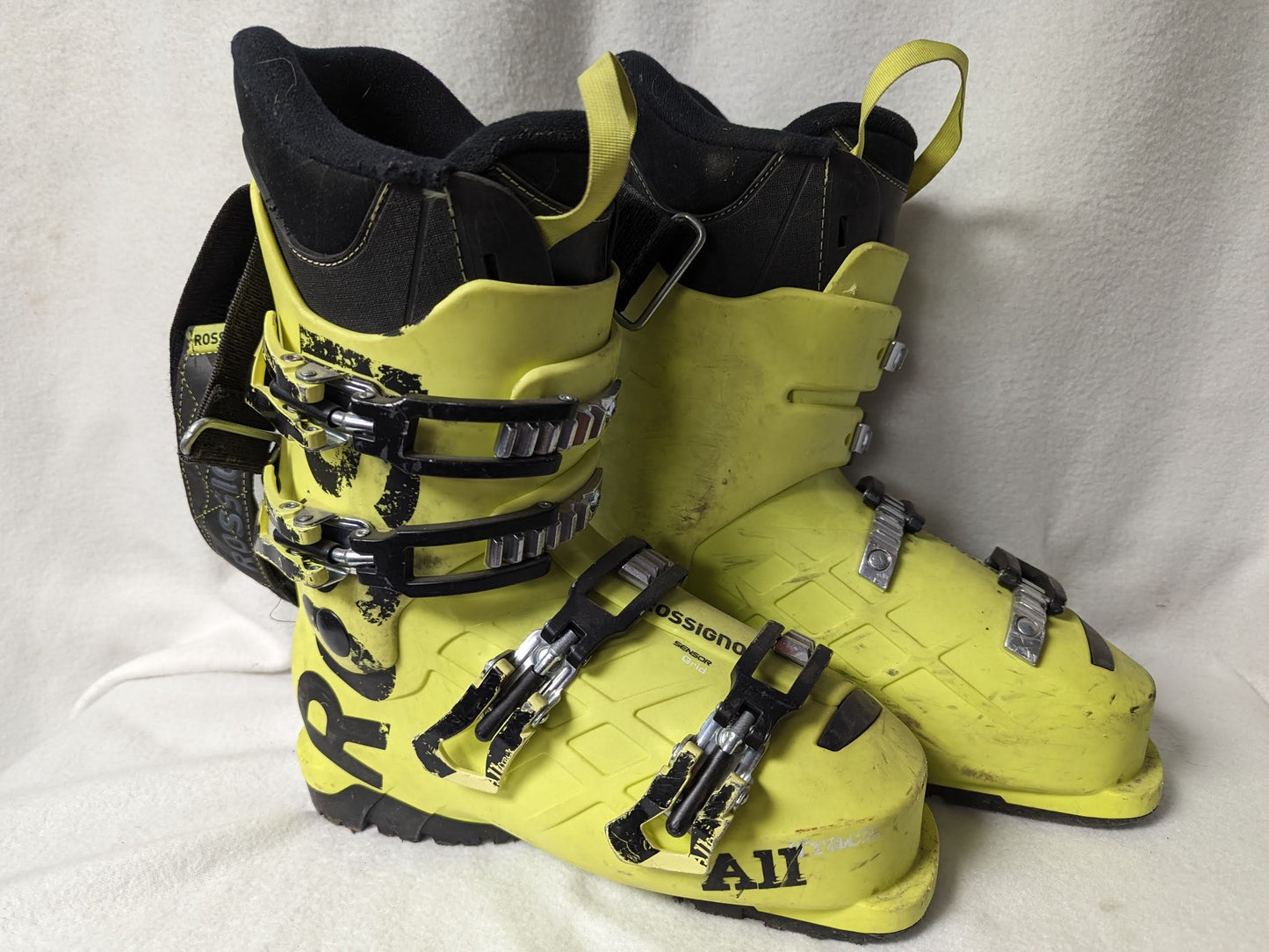 Rossignol A11 Ski Boots Size 23.5 Color Yellow Condition Used