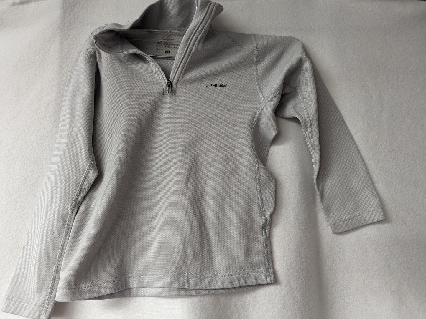 Patagonia Youth Half Zip Pull Over Size Youth Extra Small Color Gray Used