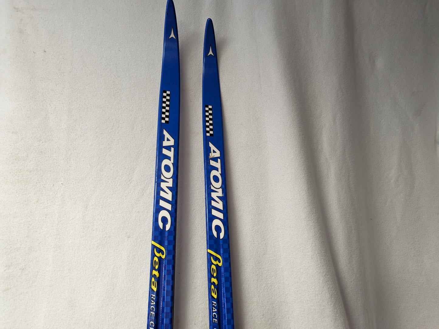 Atomic Beta Race Classic XC - Cross Country Skis w/NNN  Bindings Size 201 Cm Color Blue Condition Used