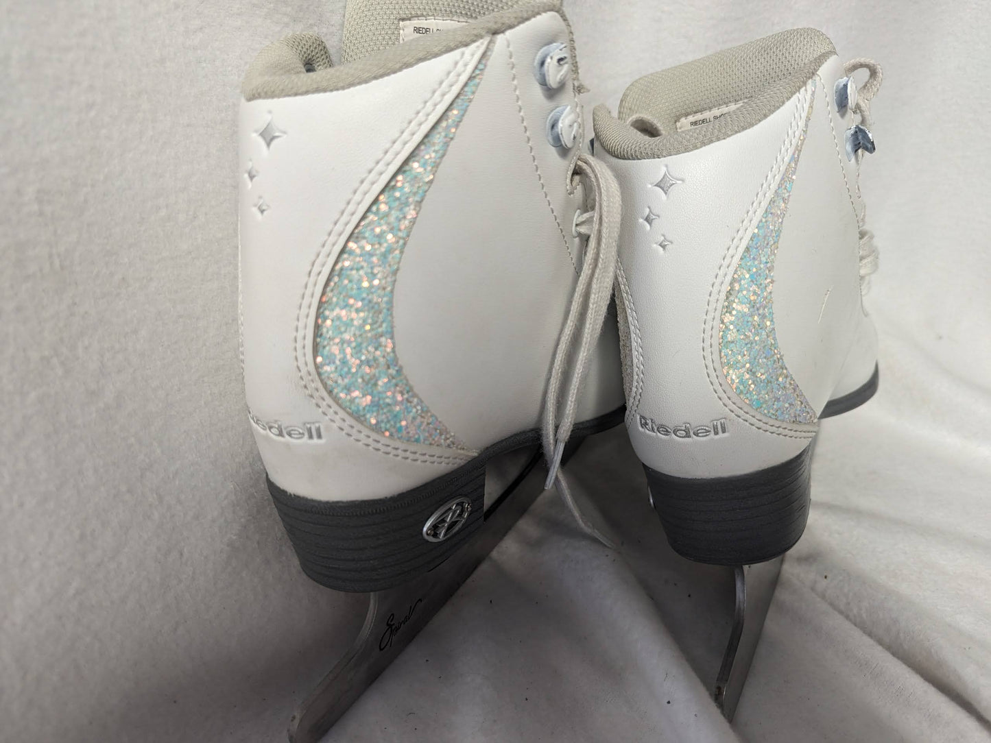 Riedell Sparkle Youth Figure Ice Skates Size 3 Color White Condition Used