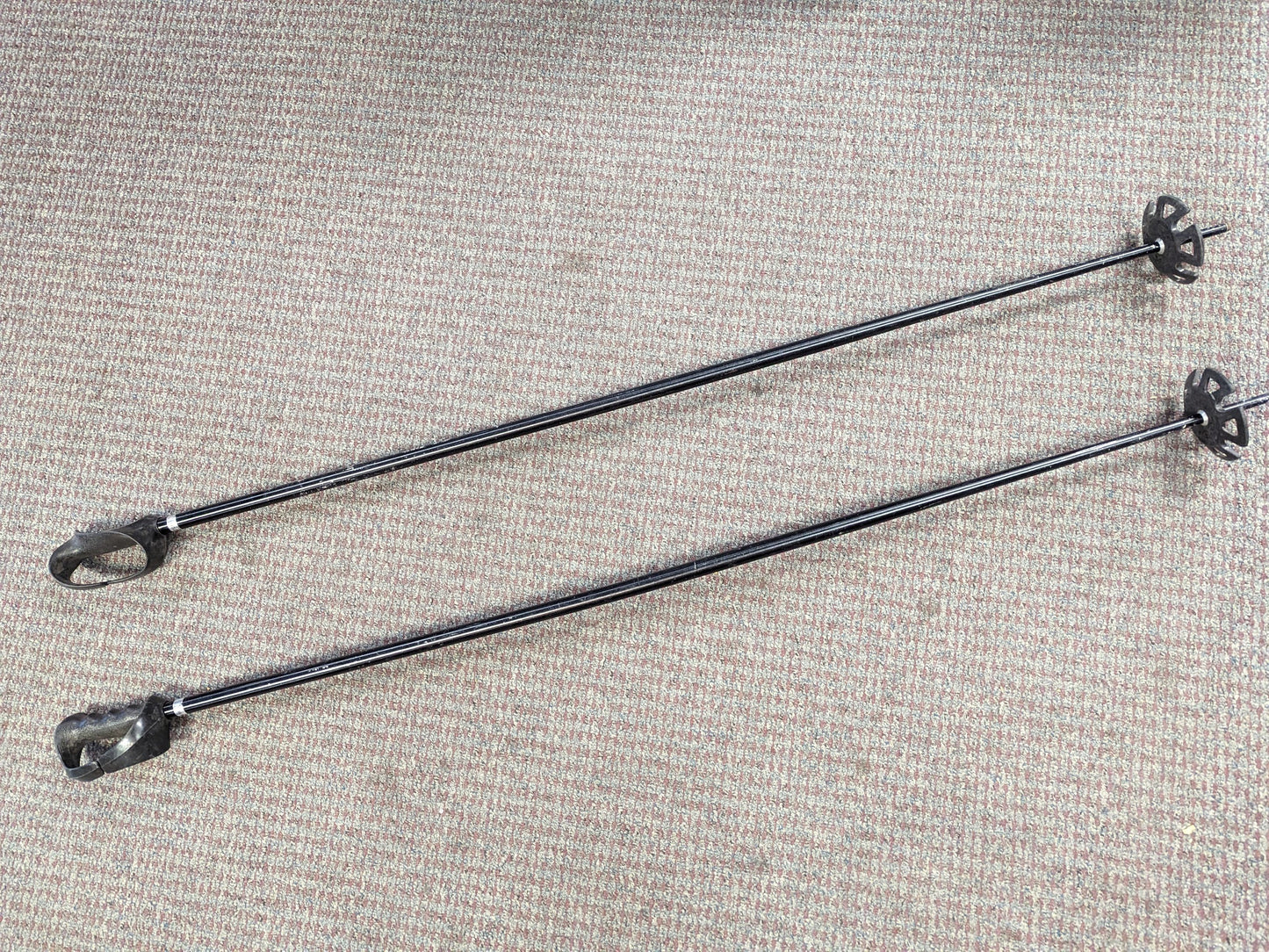 Ski Poles Size 137 Cm Color Black Condition Used