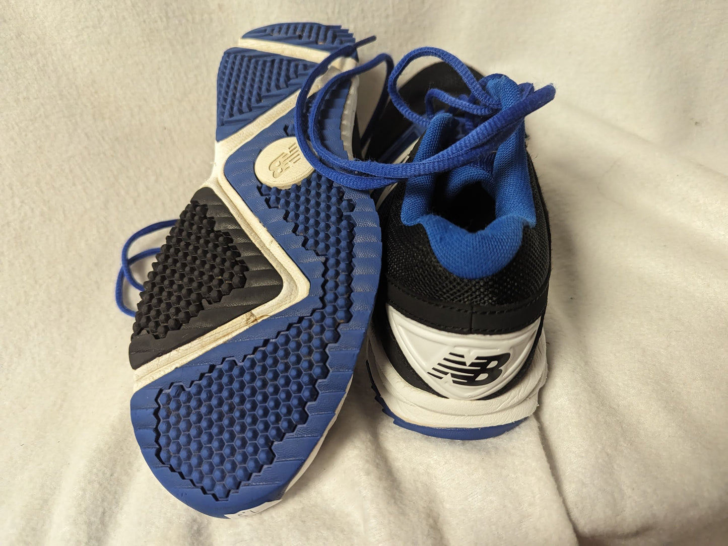 New Balance Athletic Shoes Size 7.5 Color Blue Condition Used