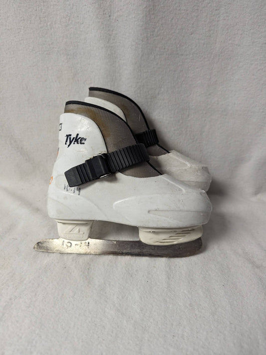 CCM Ice Hockey Skates Size Youth 10 Color White Condition Used