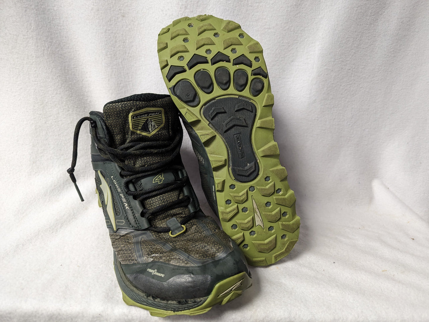 Lone Peak Hiking Trail Boots Shoes Size 11.5 Color Green Condition Used