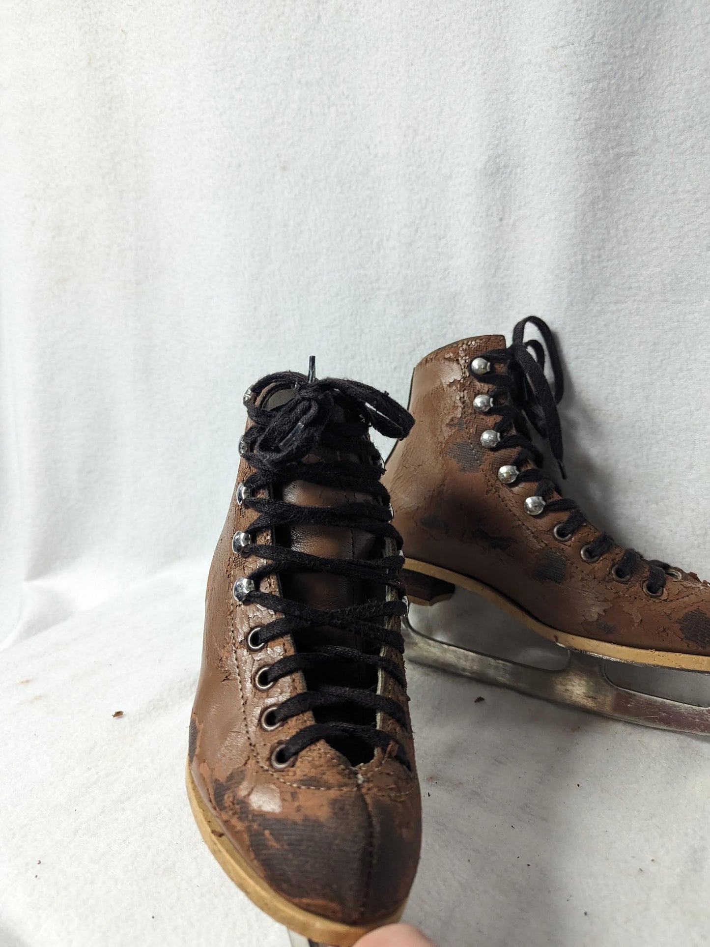 Rink Master Ice Skates Size 1 Color Brown Condition Used