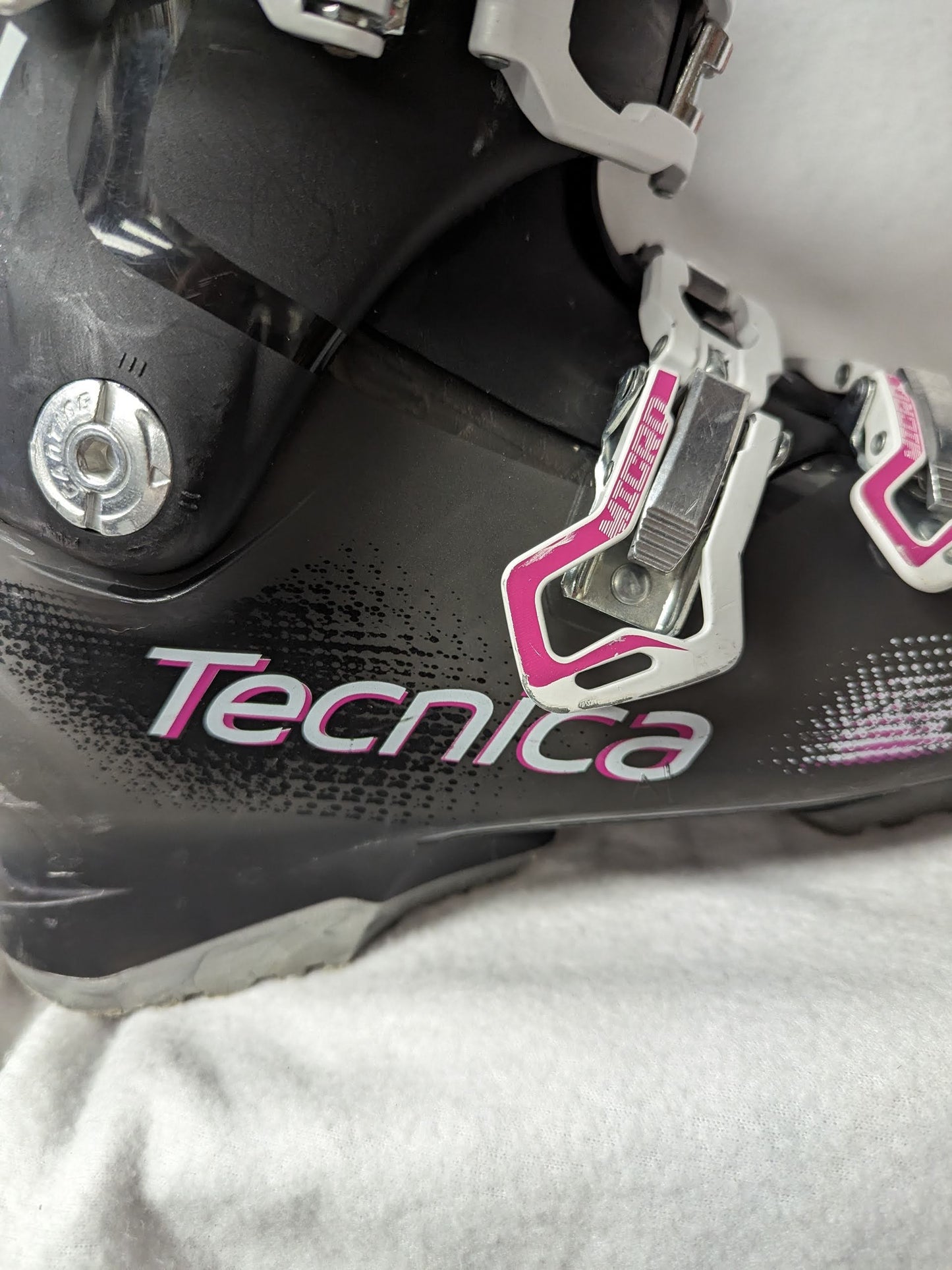 Tecnica Ten.2 85w Rebound Cuff Adapt Women's Ski Boots Size 24.5 Color White Condition Used