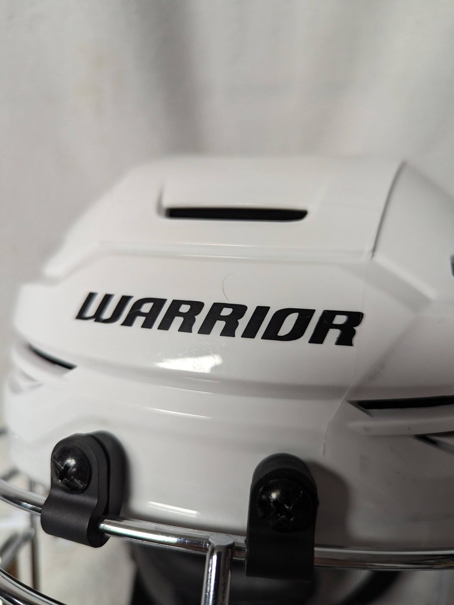 Warrior Youth Hockey Helmet W/ Cage Size Youth Small Color White Condition Used