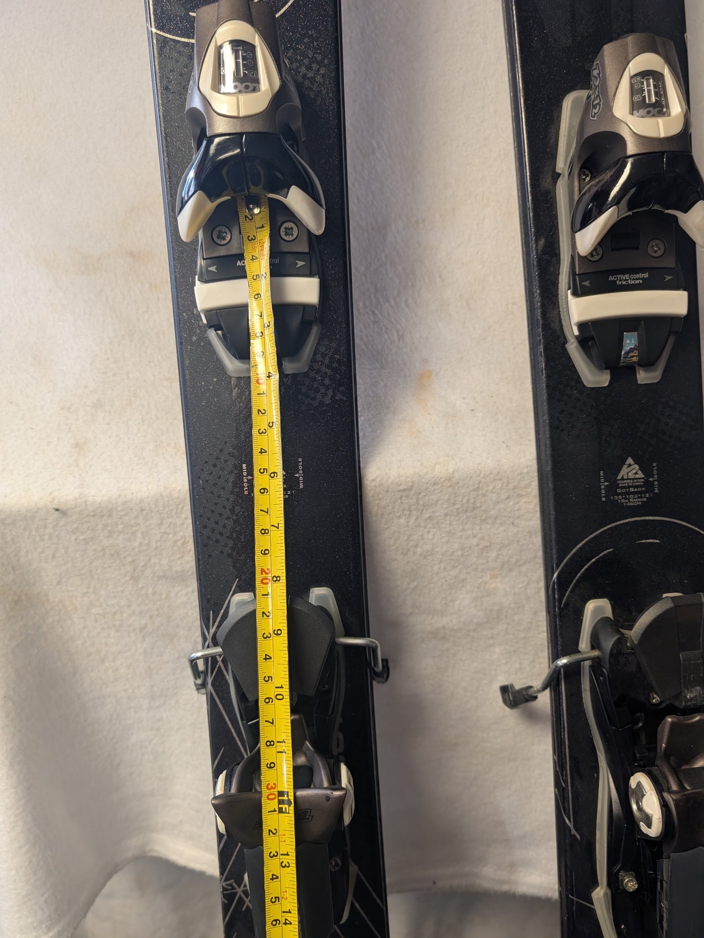 Gotback Skis w/Look 12x Bindings Size 146 Cm Color Black Condition Used