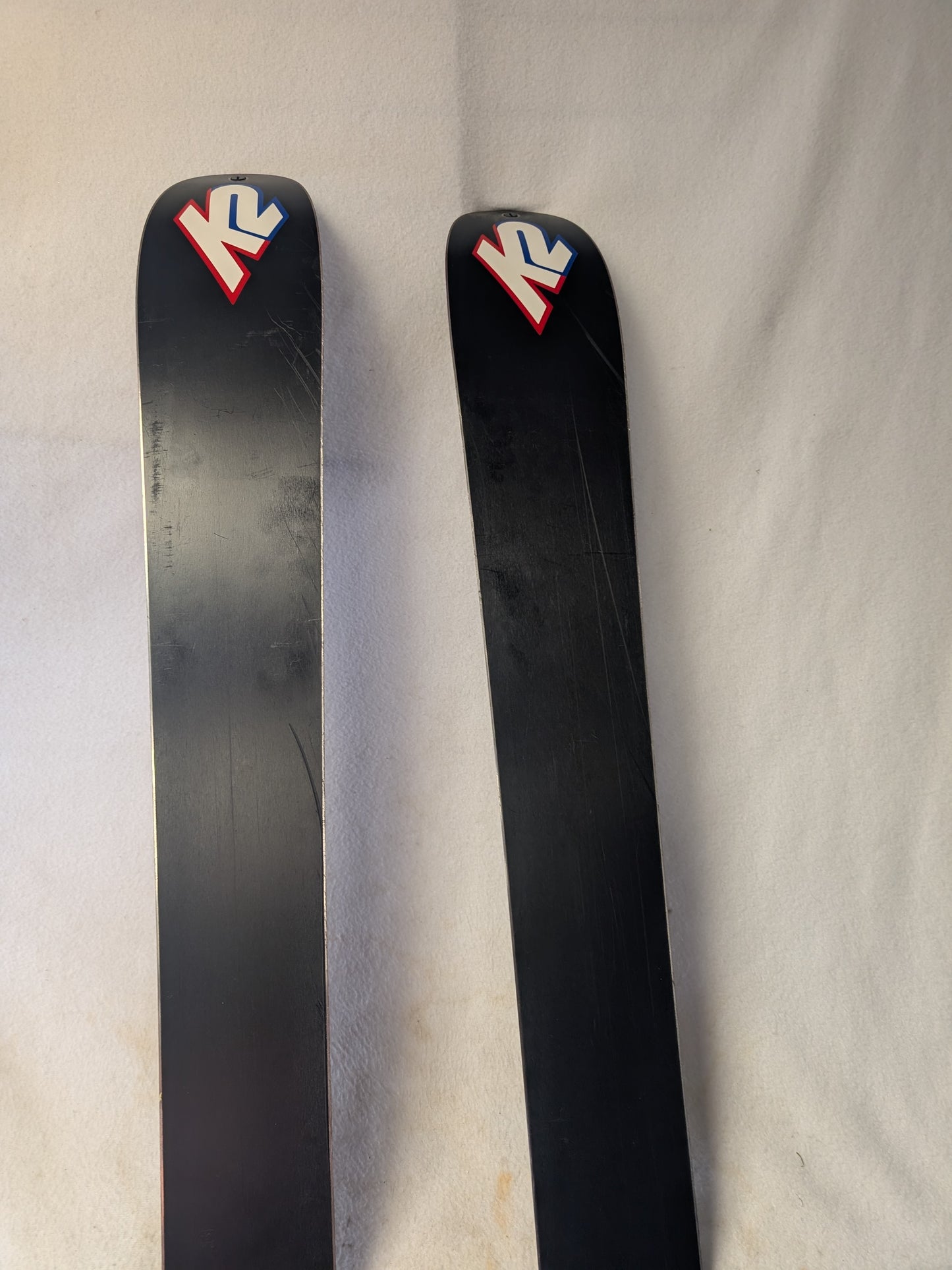 Gotback Skis w/Look 12x Bindings Size 146 Cm Color Black Condition Used