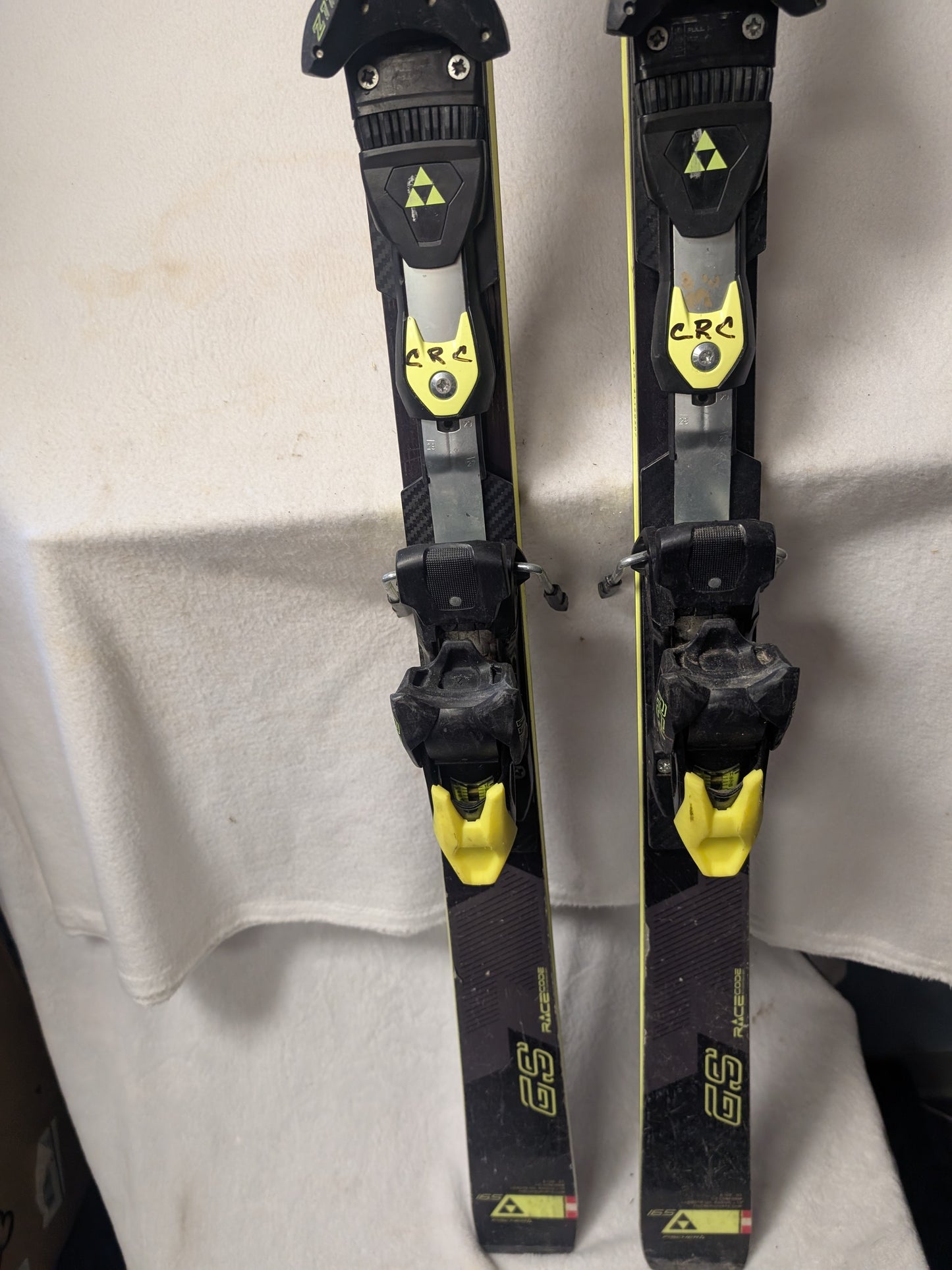 Fischer RC4 GS Skis w/Fischer Z11 Bindings Size 162Cm Color Black Condition Used