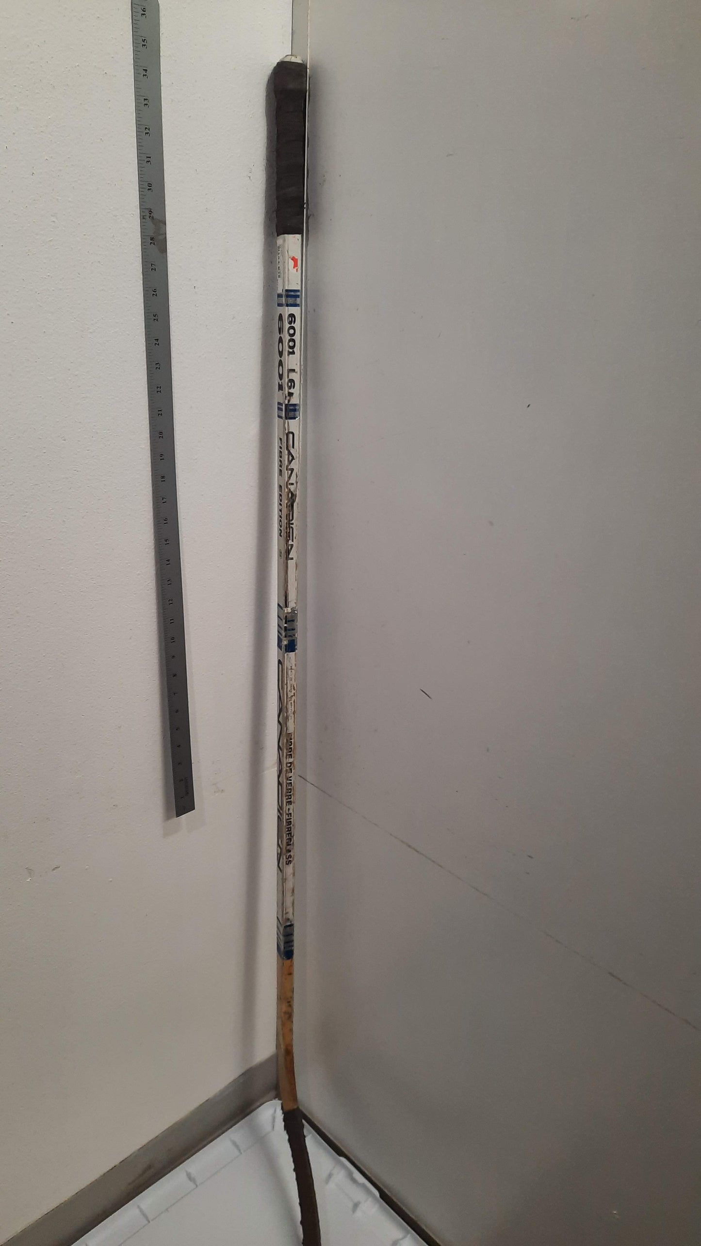 Canadian 6001 Hockey Stick Goalie Stick White Left Handed Used