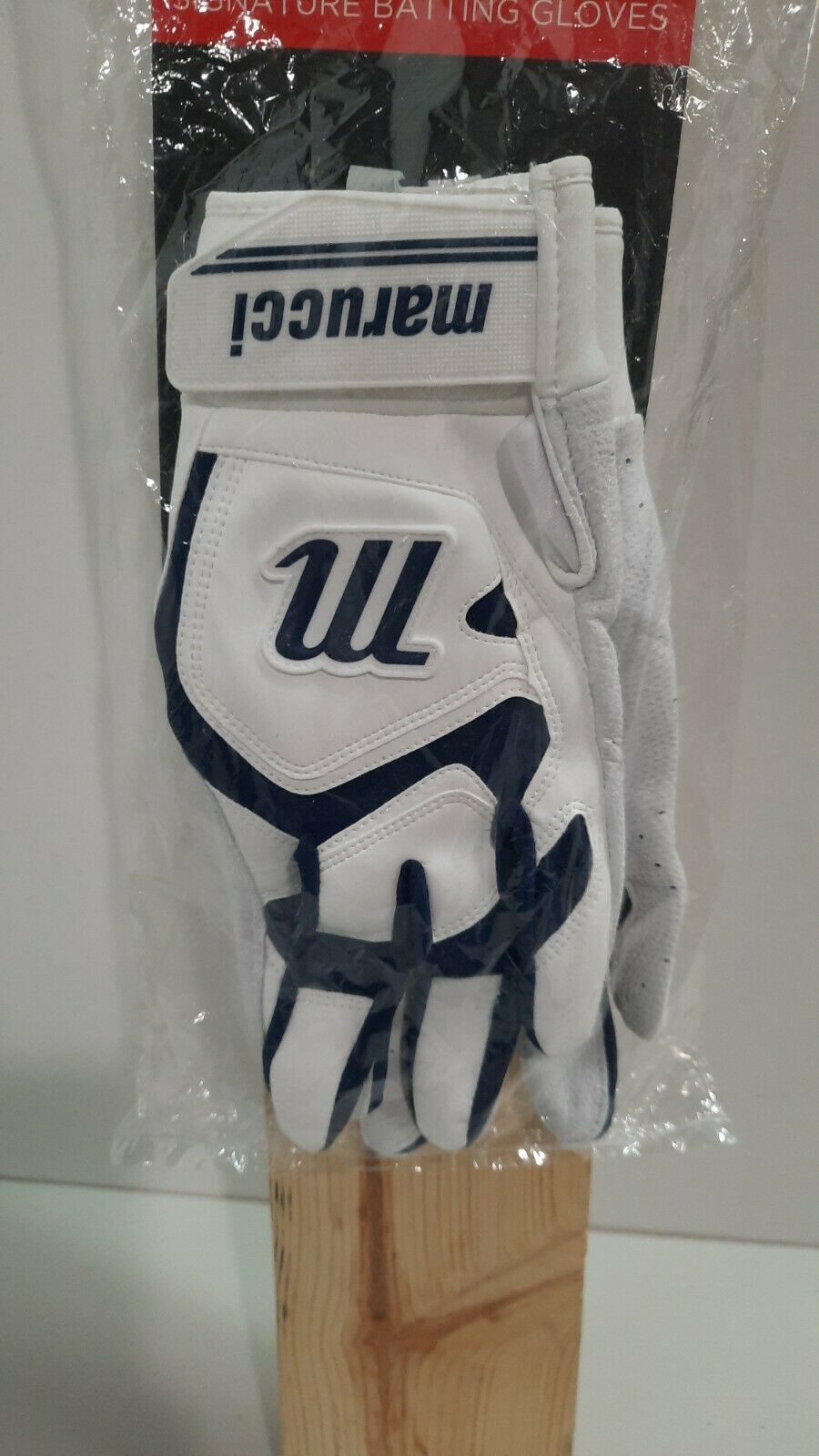 Marucci Signature New Baseball Batting Gloves Size Adult Medium New