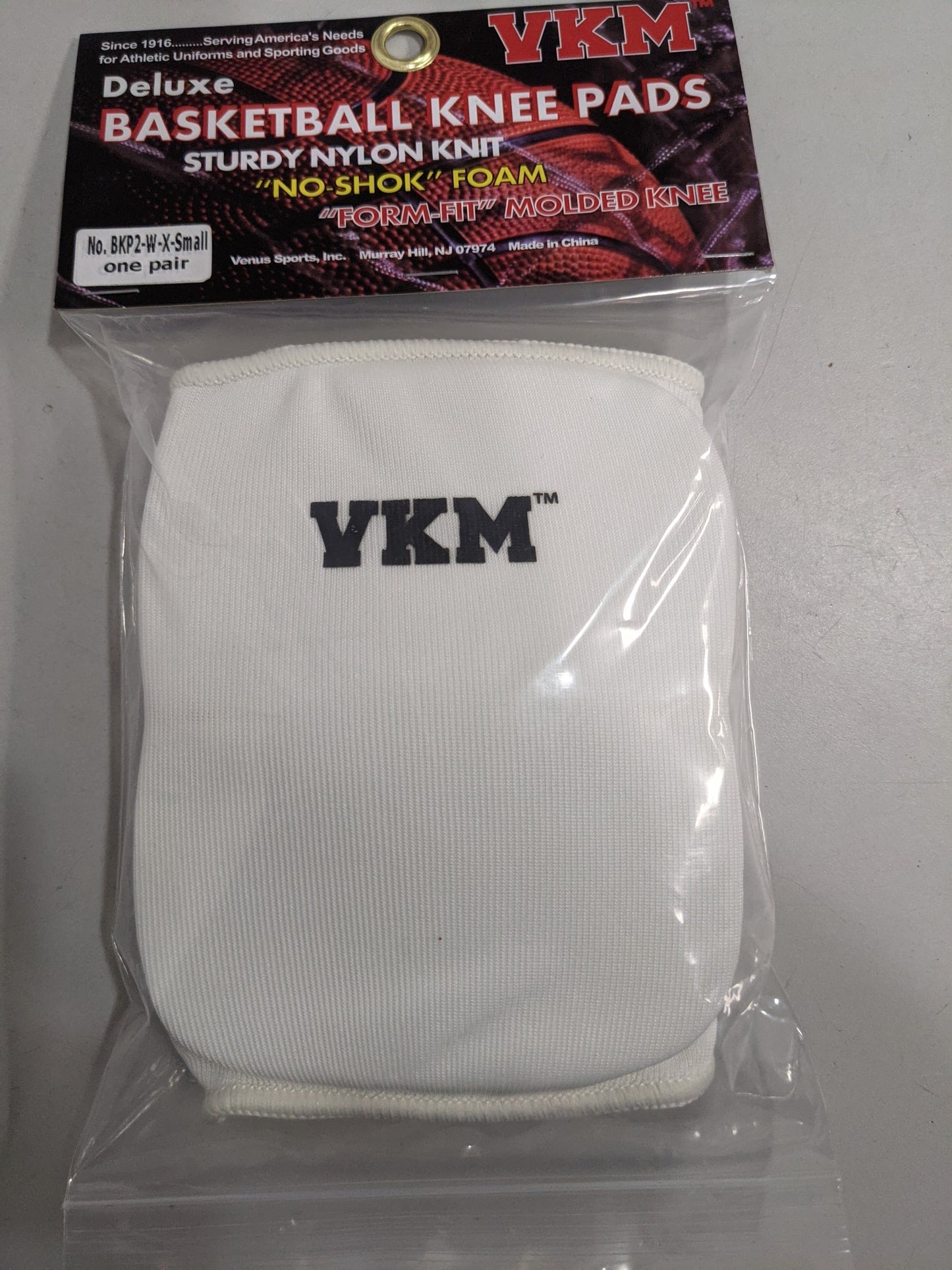 VKM Deluxe Basketball Knee Pads White Extra Small Protective Gear Condition New