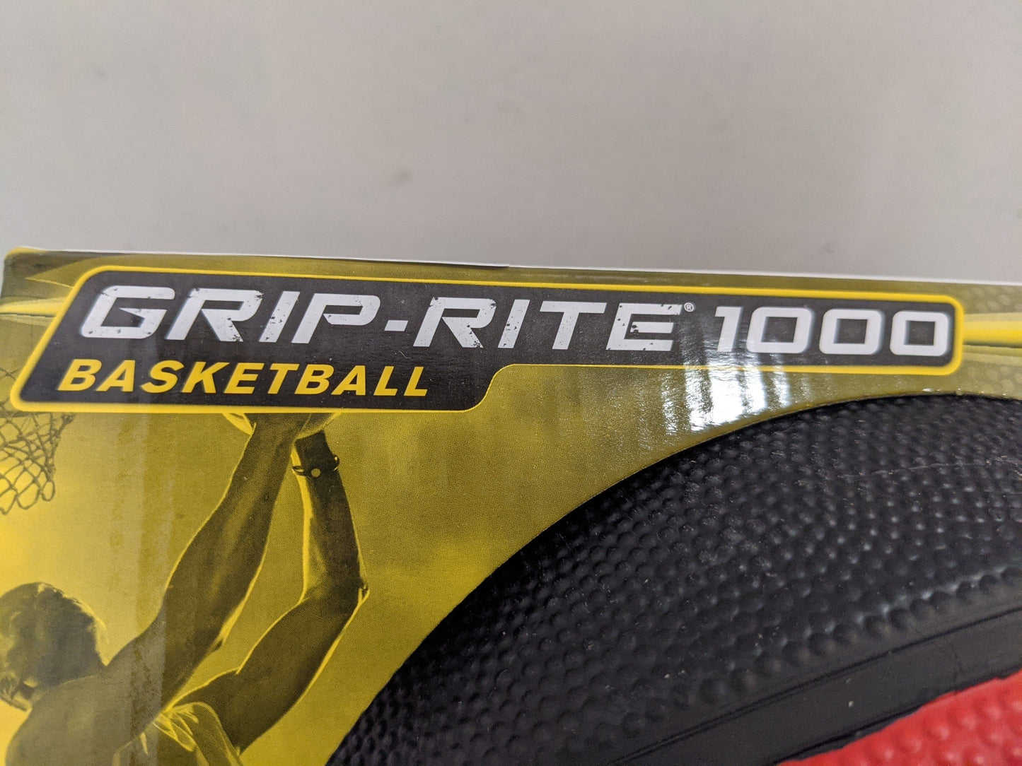 Franklin Outdoor Grip-Rite 1000 Basketball, Size 27.5, Red New