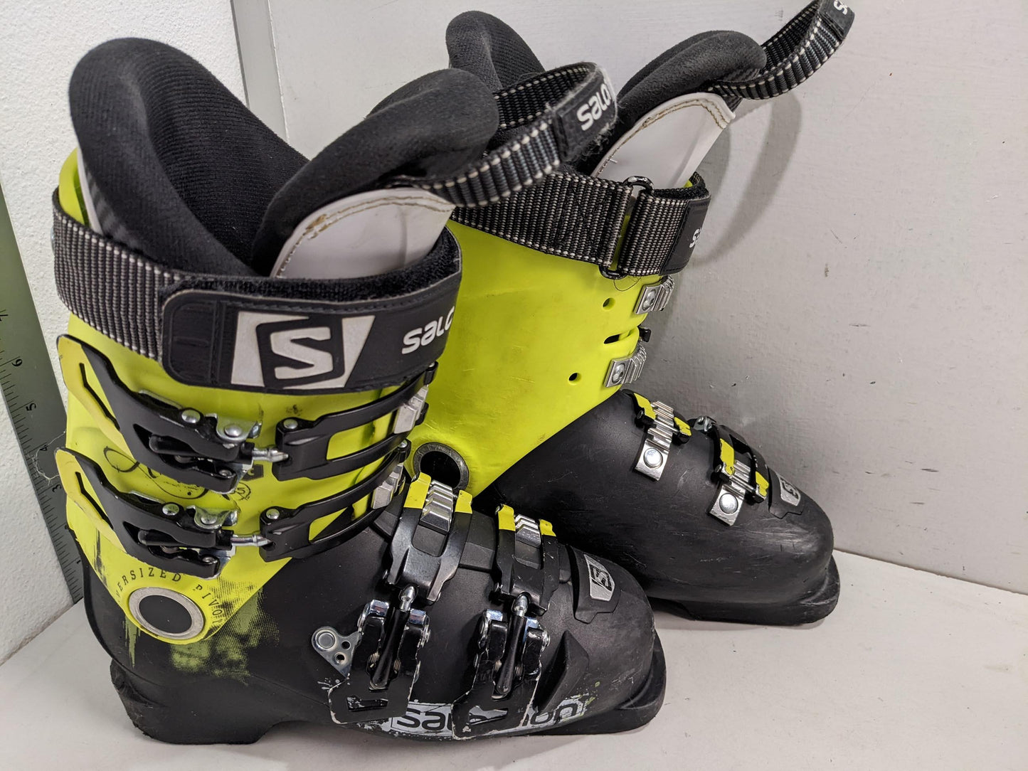 Salomon XMax LC 65 Ski Boots Size Mondo 23.5 Yellow Used