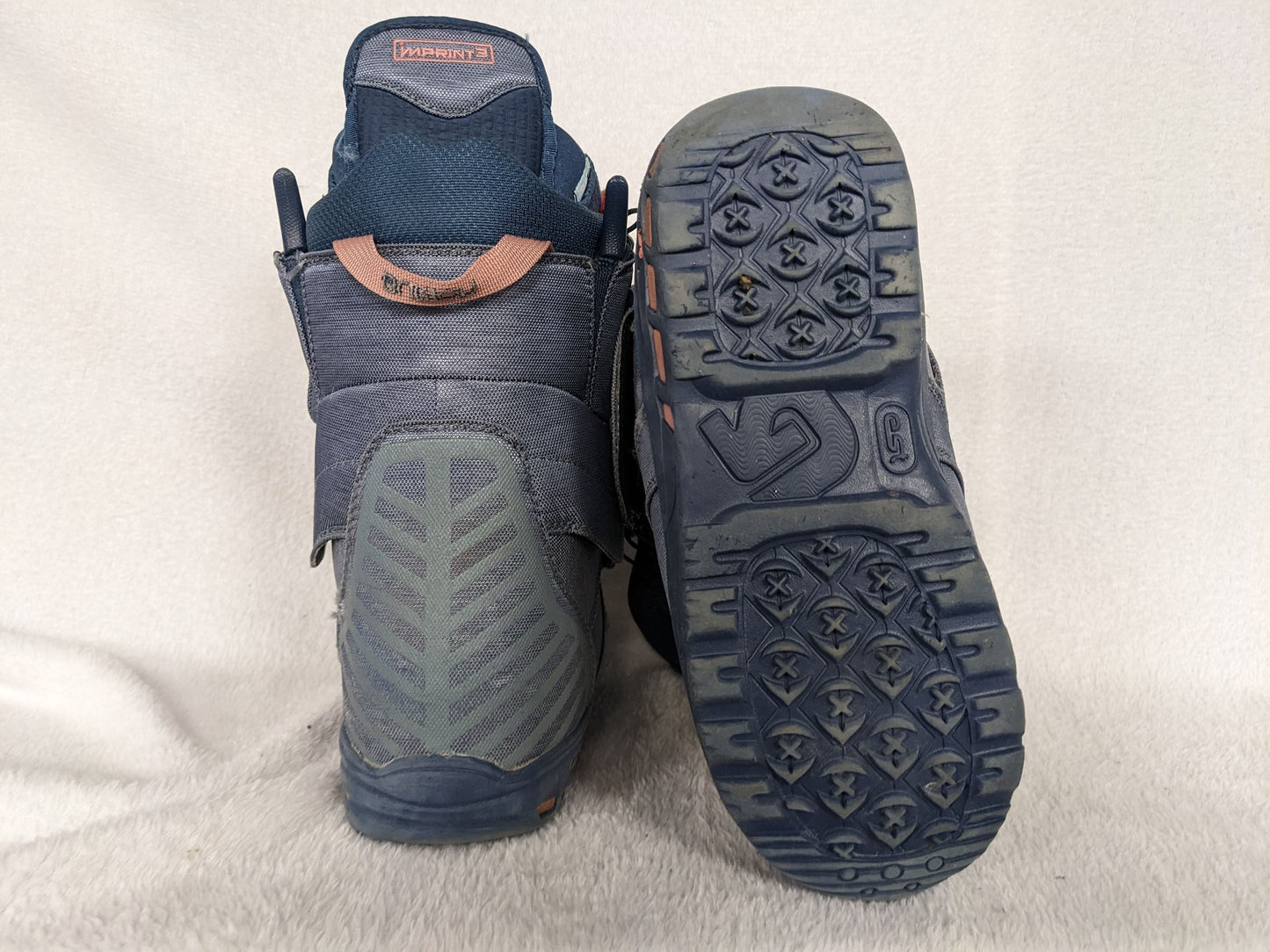 Burton Ritual Women's Snowboard Boots Size Women's 6.5 Color Gray Condition Used