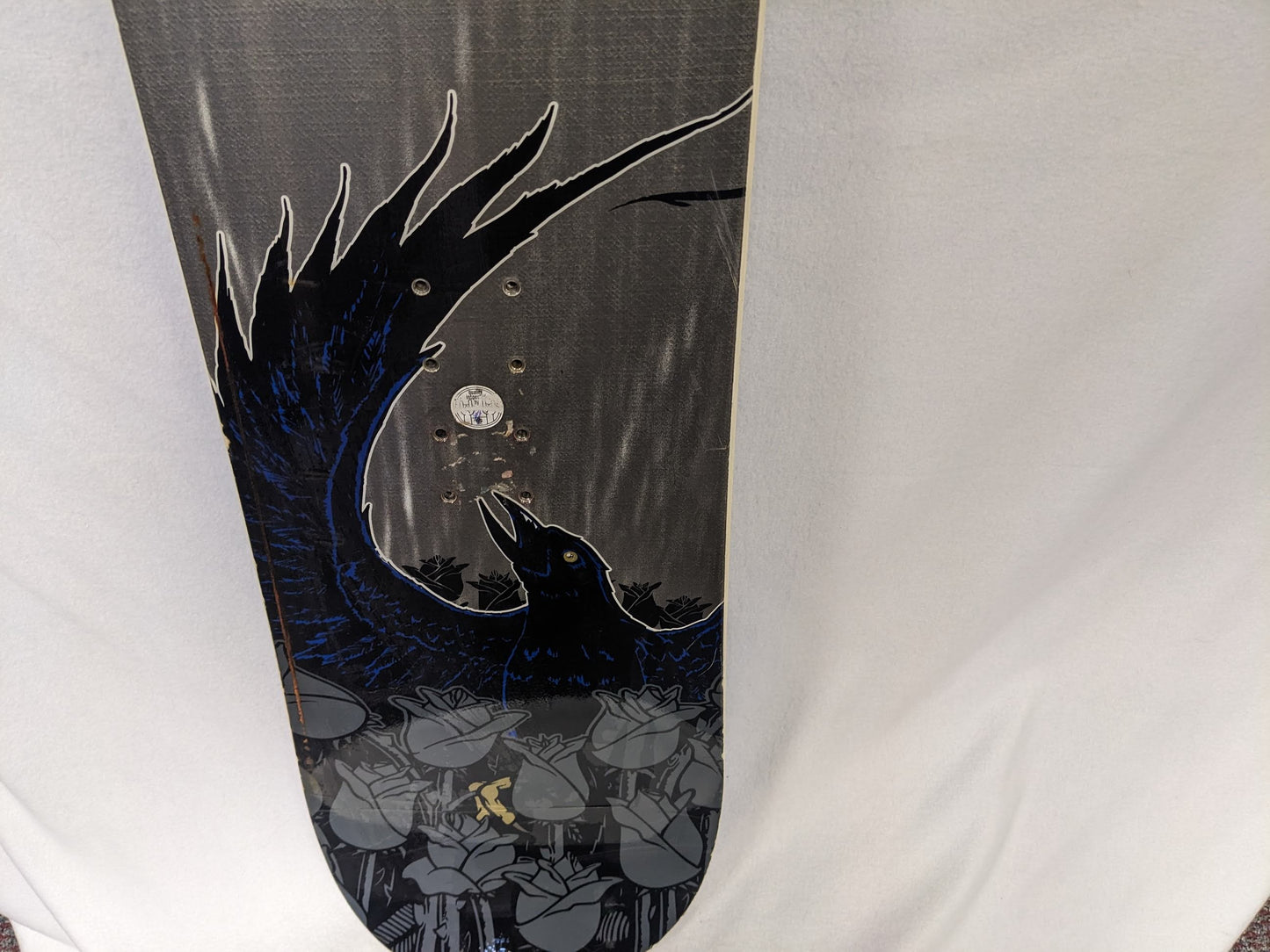 Santa Cruz Snowboard *Deck Only*No Bindings* Size 153 Cm Color Gray Used